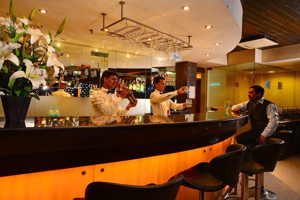 Hotel Shanti Palace West Patel Nagar Nova Deli Exterior foto